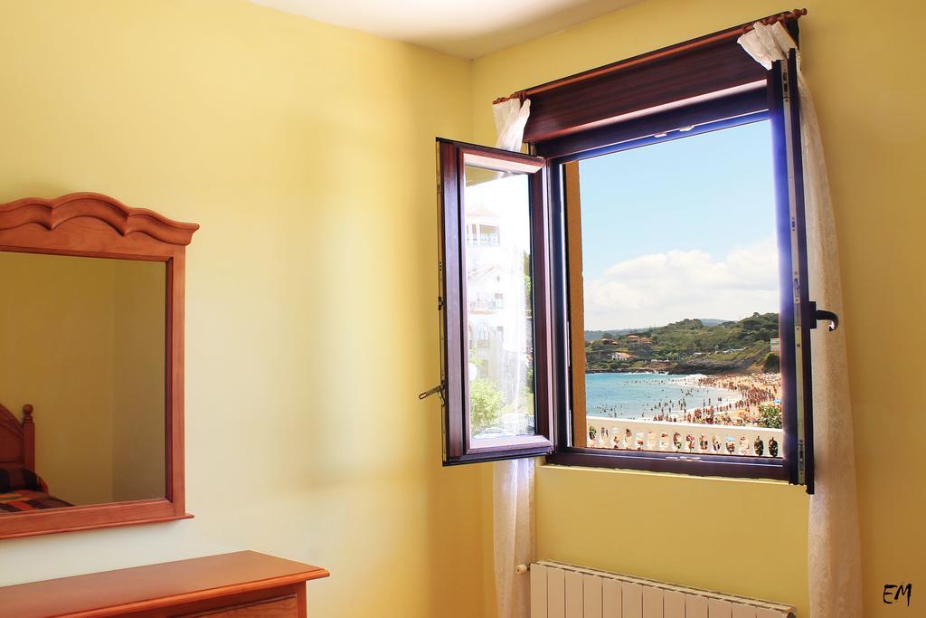 Pension Vega De Pas Comillas Buitenkant foto