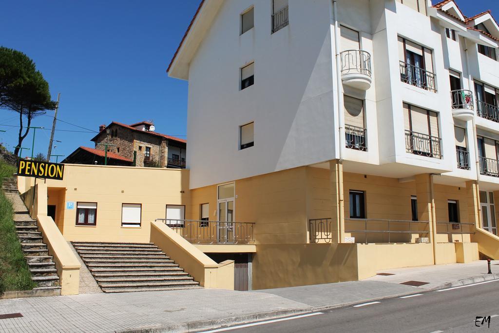 Pension Vega De Pas Comillas Buitenkant foto